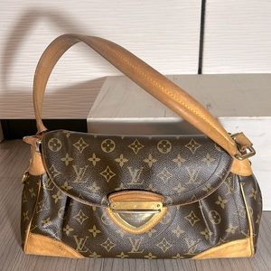 Louis Vuitton Beverly MM Flap Hobo